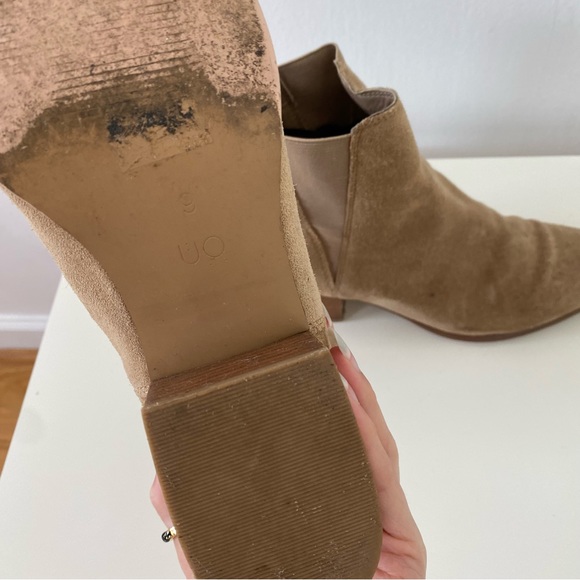 UO Chelsea Booties - Picture 11 of 12